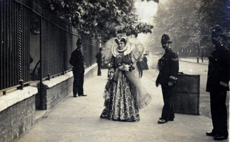Elizabeth I